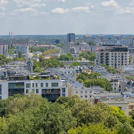 Comfortable With Balcony And Workplace By Renters